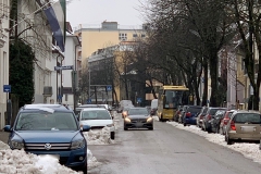 Busverkehr  in der Karl-Theodor-Straße